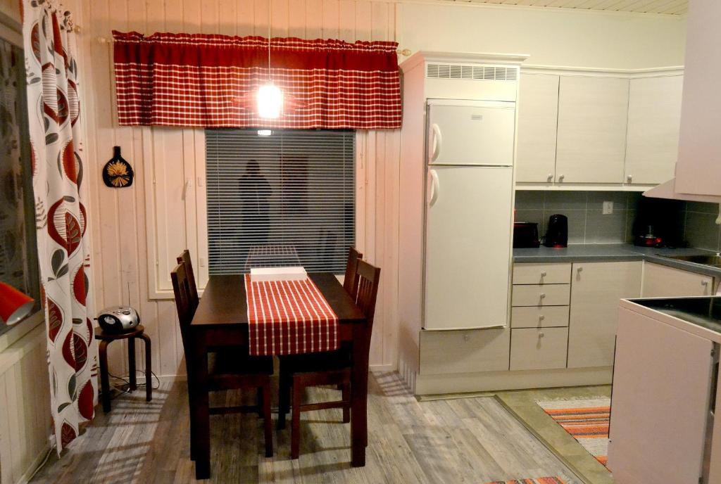 Talo Yllaes Villa Äkäslompolo Exteriör bild
